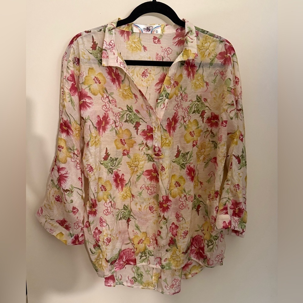 Morghy Art Studio Cotton Hi Low Beautiful Floral Print Blouse in Size Small